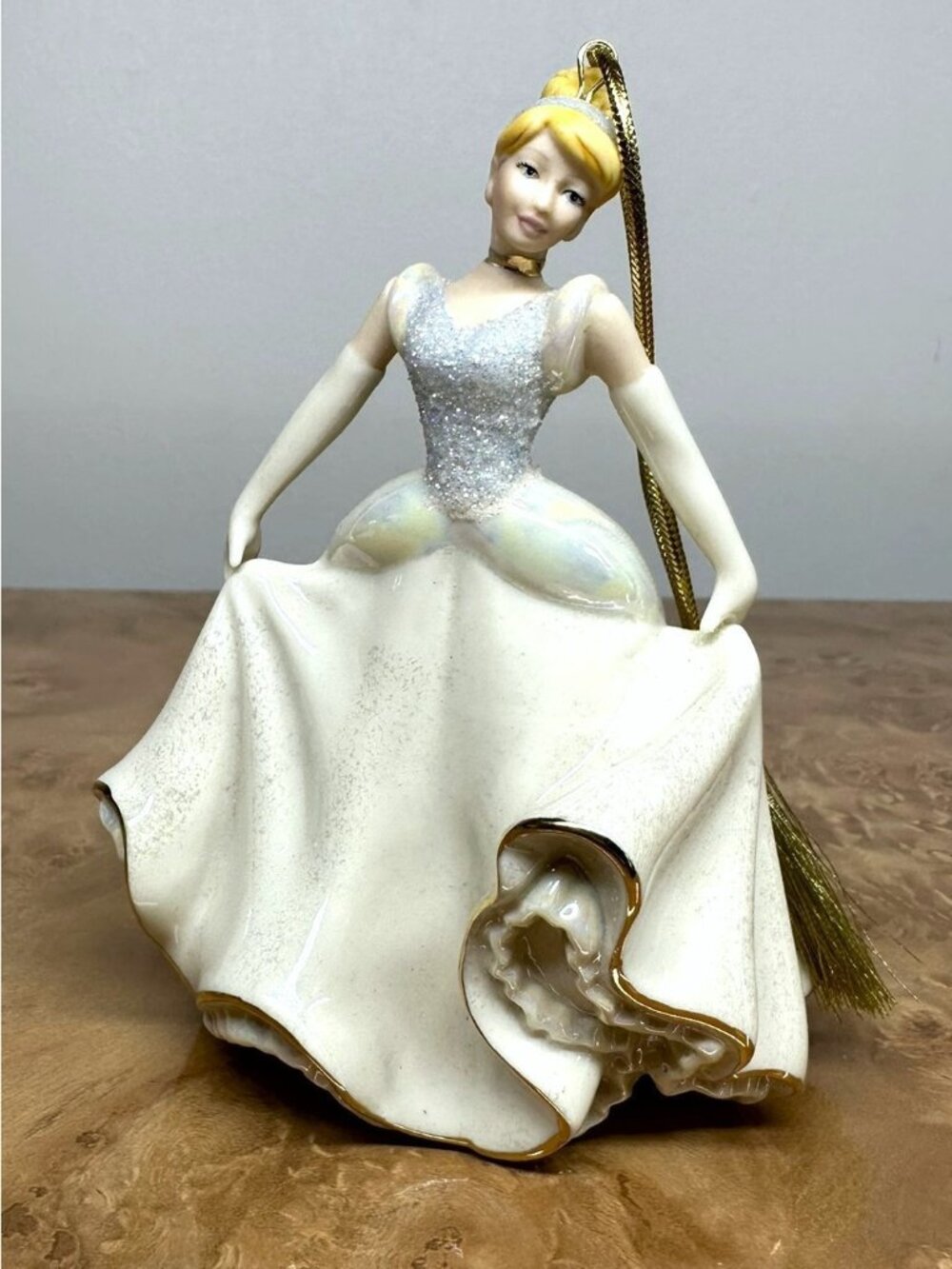 Lenox Disney Cinderella Enchanted Evening Porcelain Ornament 829462 4.5"